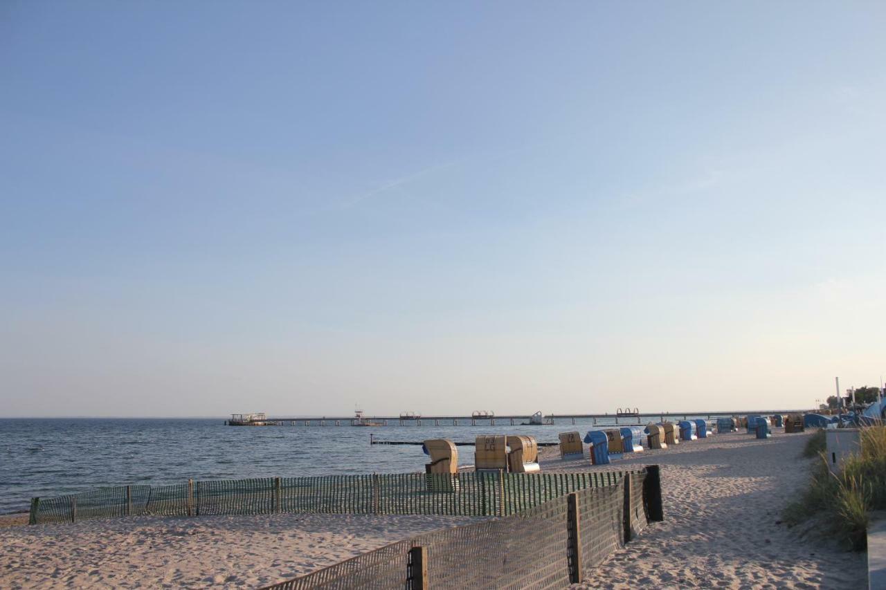 Strandlaeufer Im Kirschgarten Kellenhusen Extérieur photo